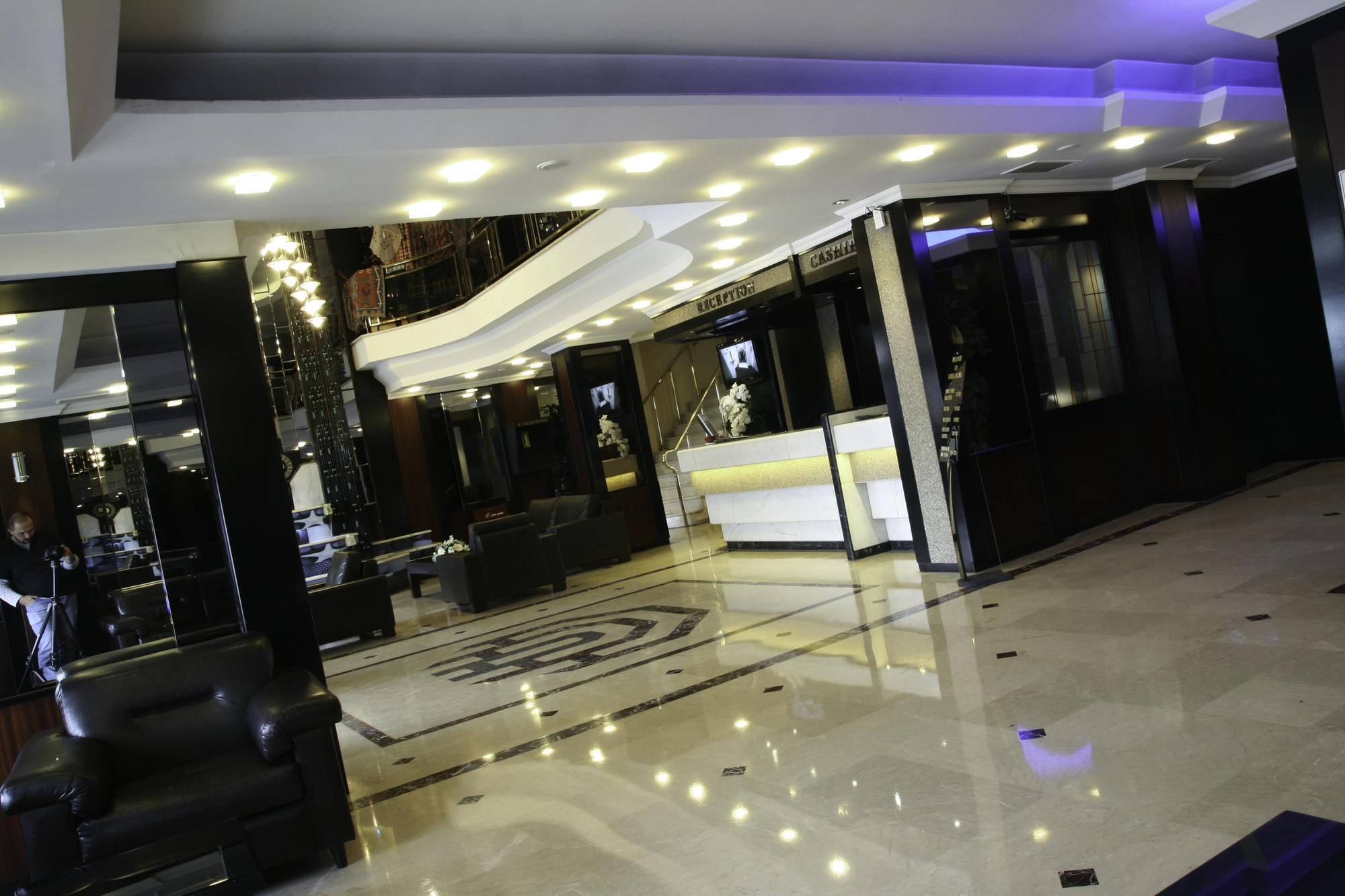 Aksan Hotel İzmir Exteriér fotografie